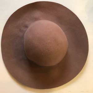 Summer/Winter Floppy Hat.